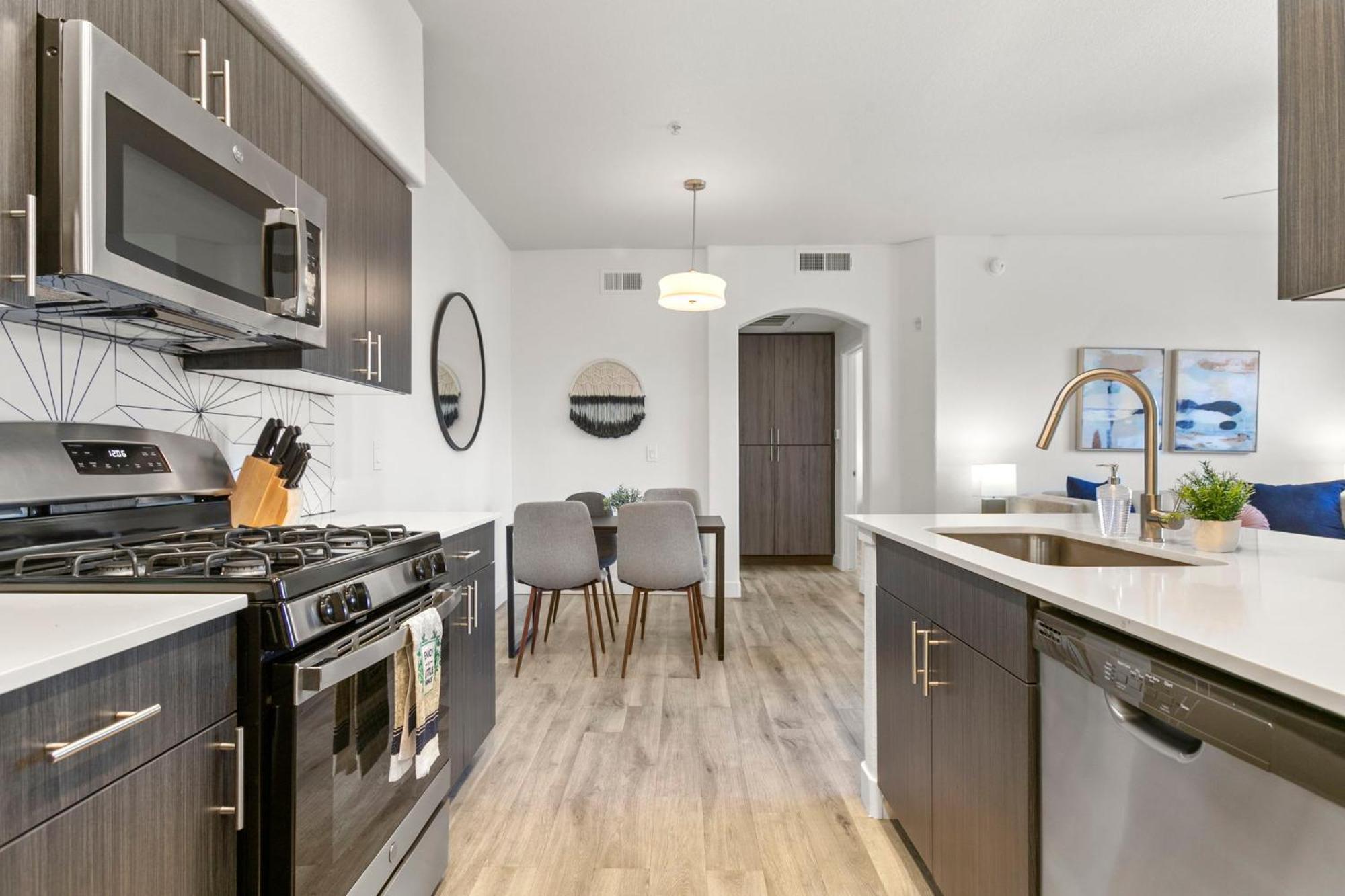 Cozysuites Glendale By The Stadium W Pool! 11 Екстер'єр фото
